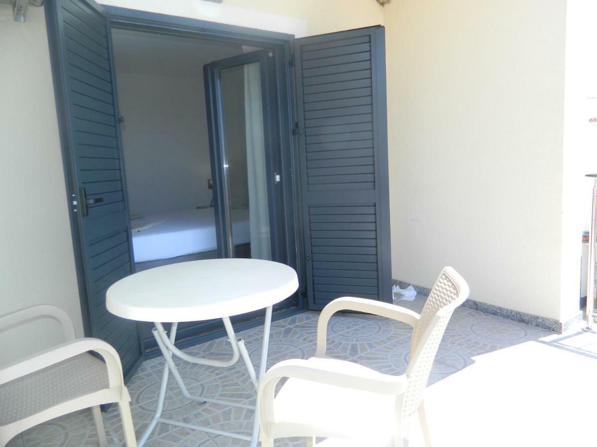 B&B Villa Kovac Baška Voda Eksteriør bilde
