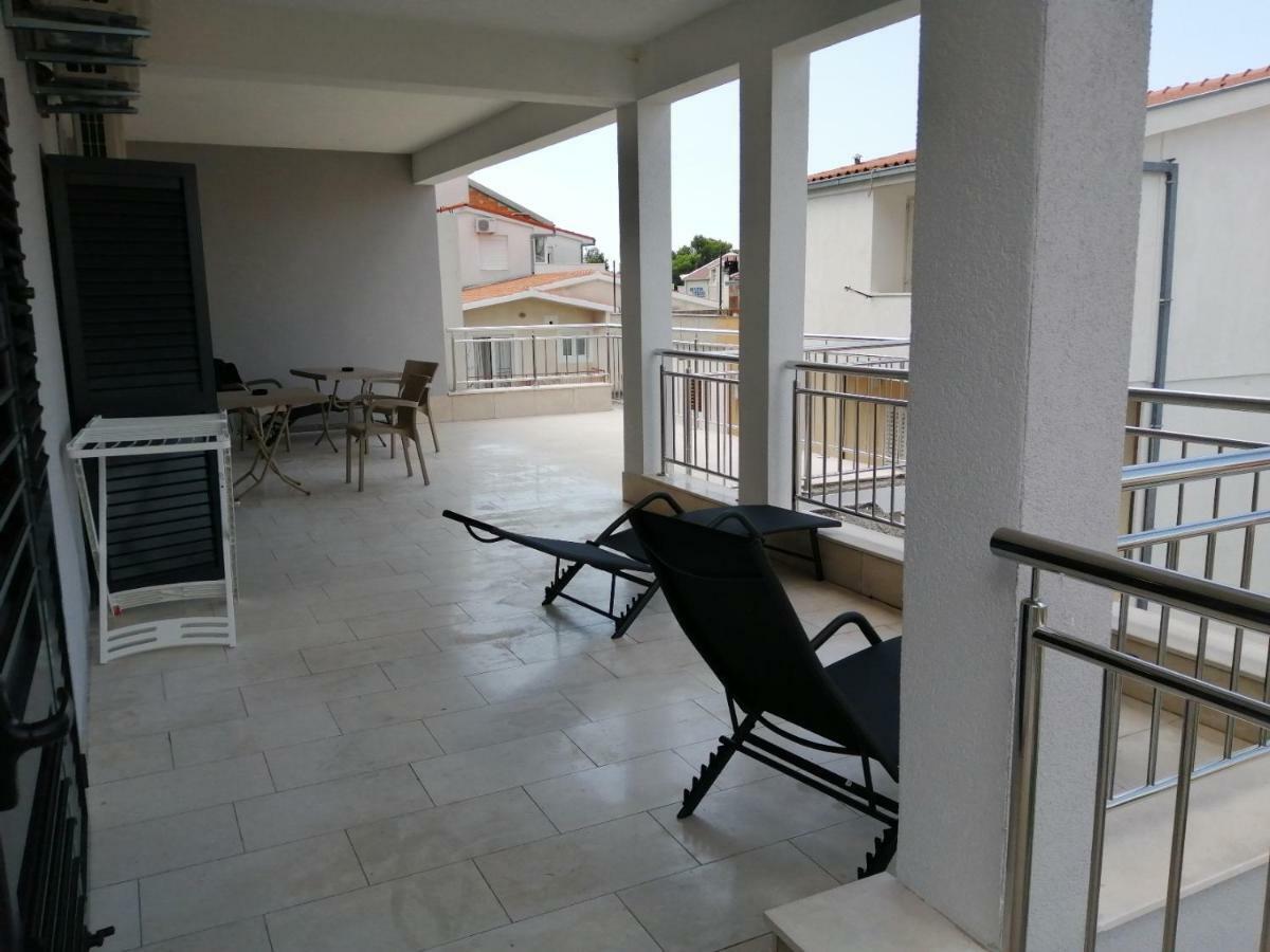 B&B Villa Kovac Baška Voda Eksteriør bilde